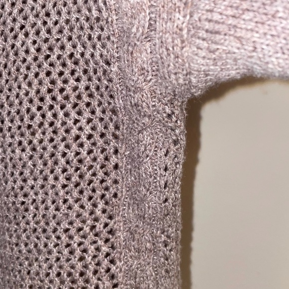 3/$25!! AE oversized sweater - Picture 7 of 8